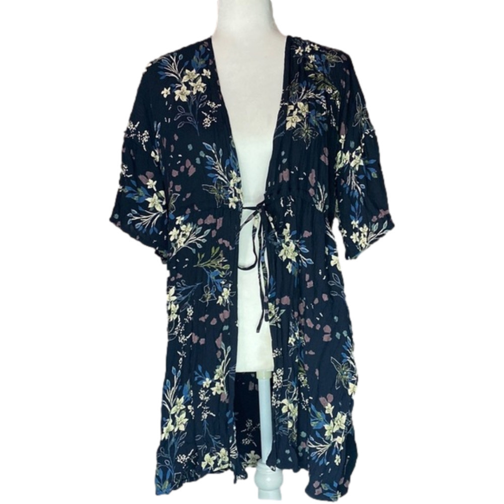 Maurice’s Tie Front Floral Coverup size S/M